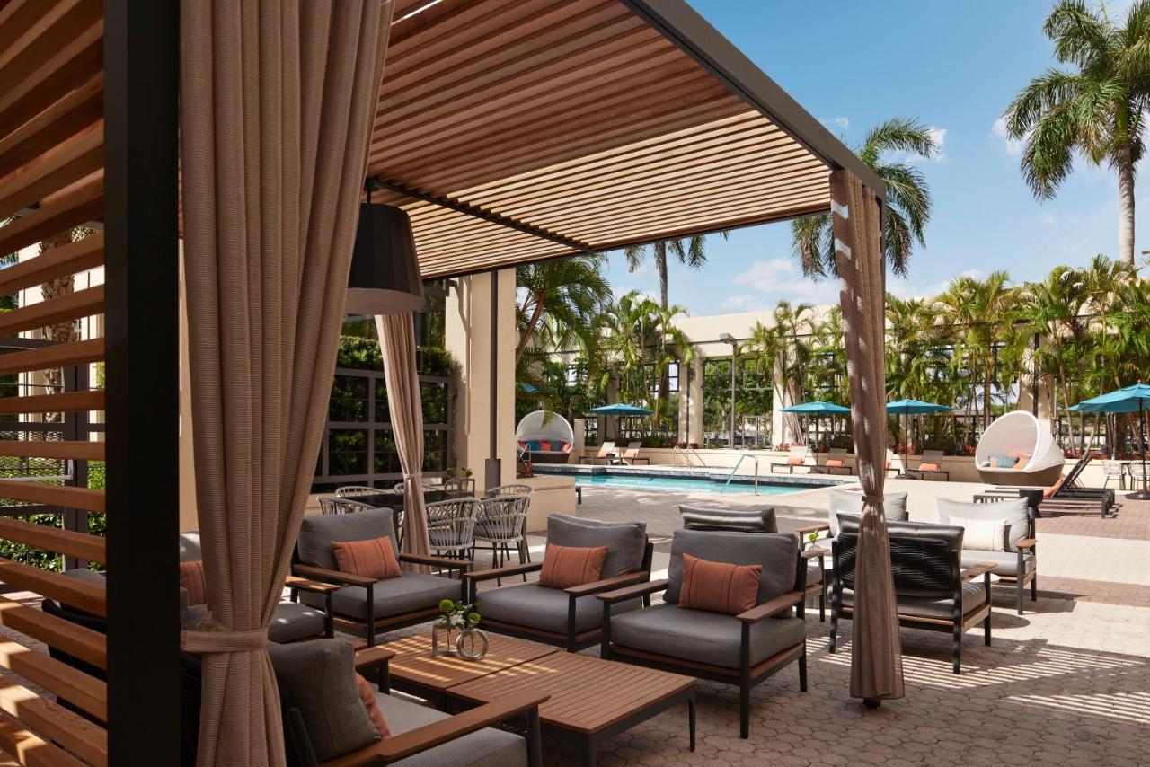 Boca Raton Marriott At Boca Center Hotel Екстериор снимка
