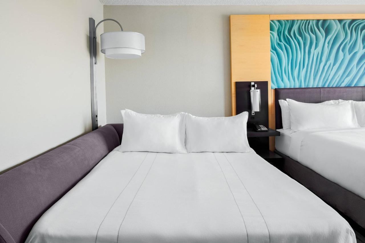 Boca Raton Marriott At Boca Center Hotel Екстериор снимка
